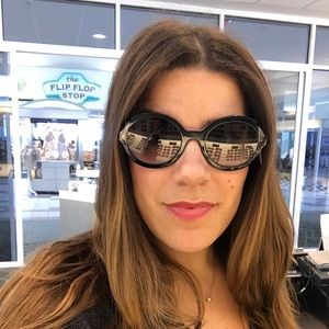 Meet your Posher, Milena